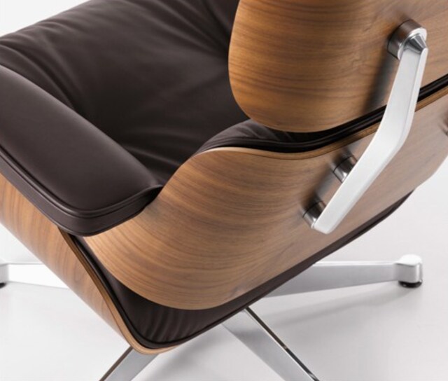 vitra., Eames Lounge Chair, black, Image 2 of 2